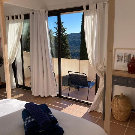 Villa Les Ecureuils Frejus Bagian luar foto